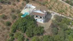 Detached Villa in Coín — photo 1