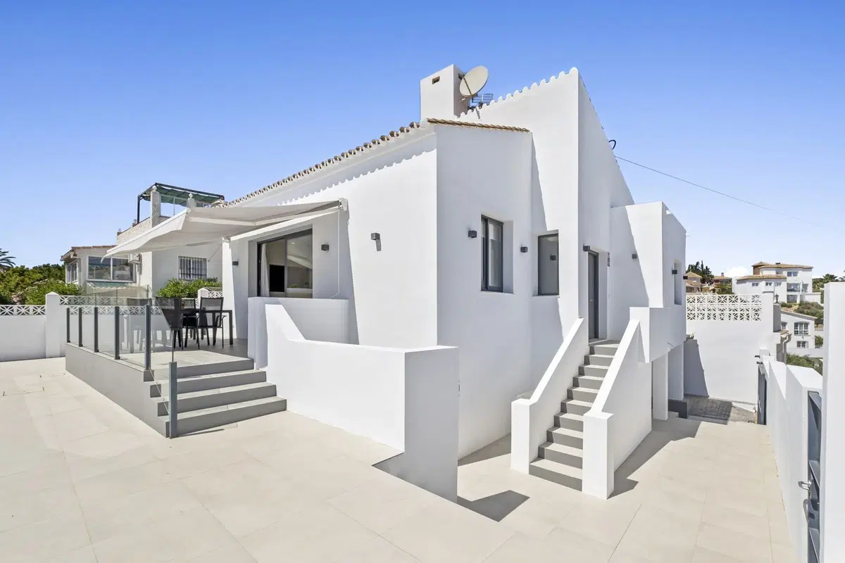 Detached Villa in El Faro