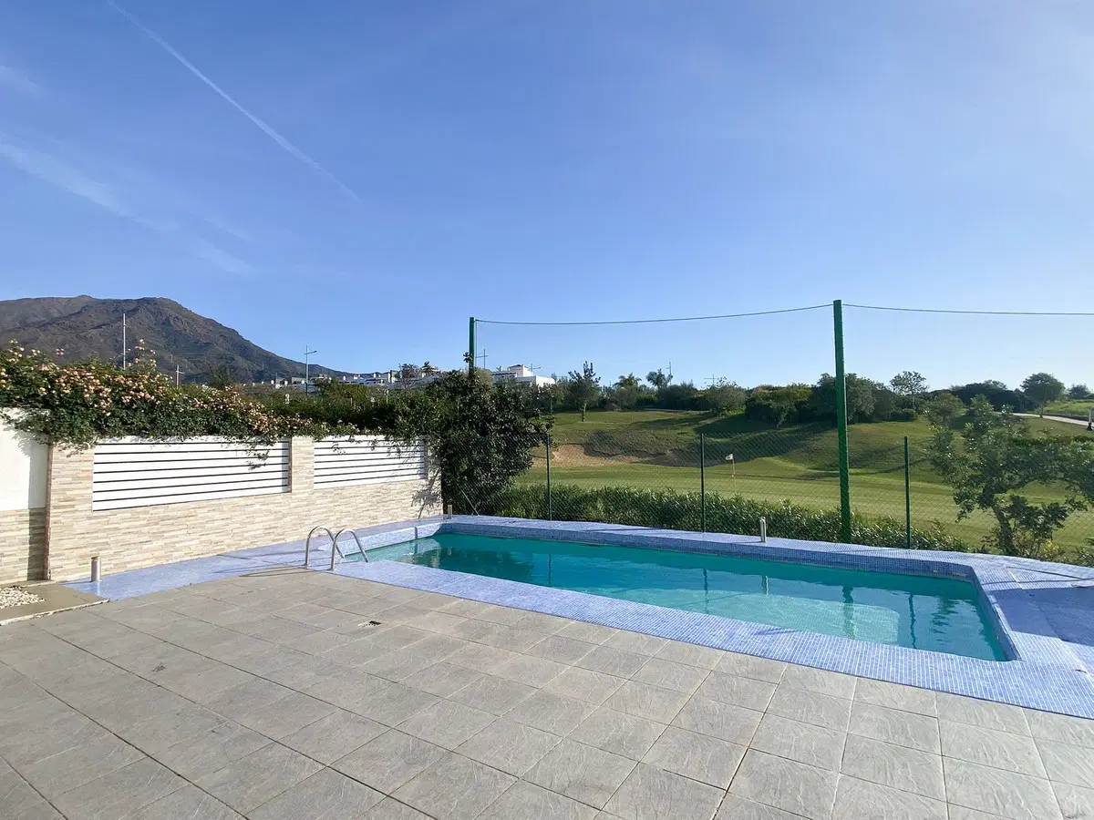 Semi-Detached House in Valle Romano