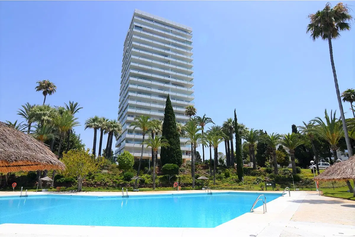 Middle Floor Apartment in Marbella