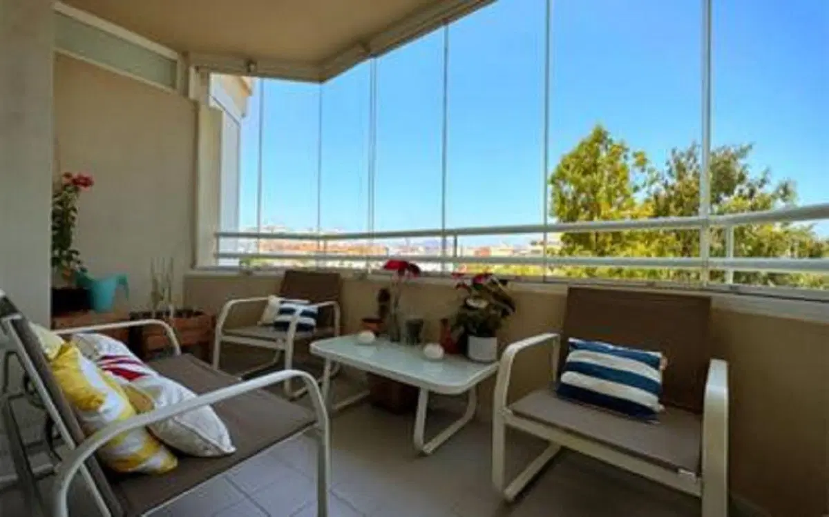 Middle Floor Apartment in Málaga