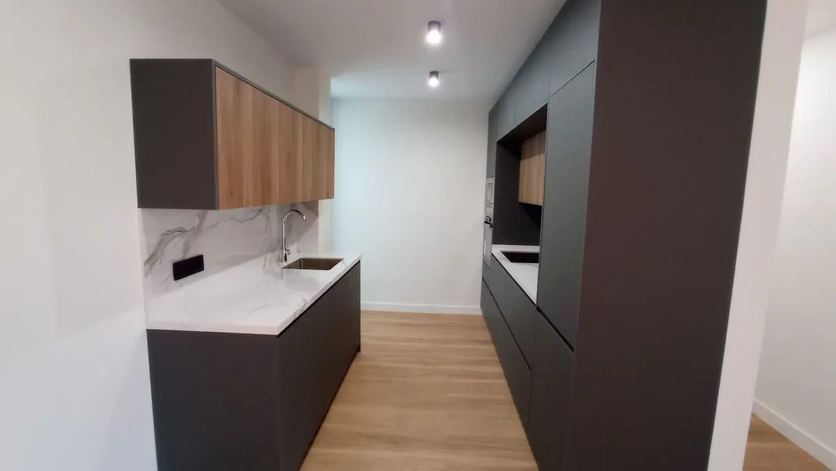 Middle Floor Apartment in Málaga Centro