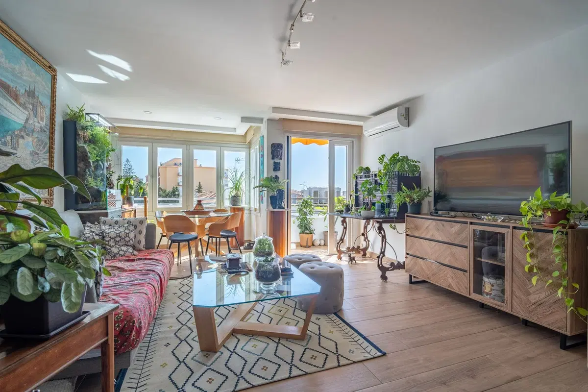 Middle Floor Apartment in El Palo