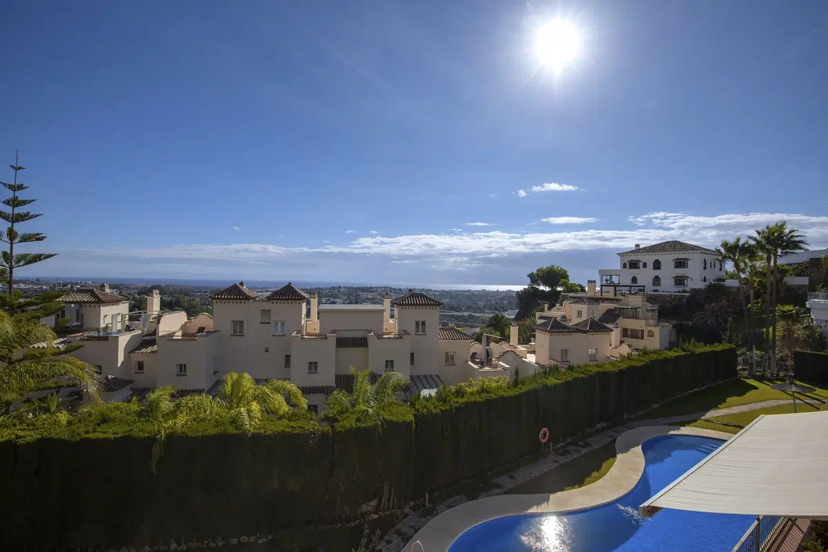 Middle Floor Apartment in Los Almendros