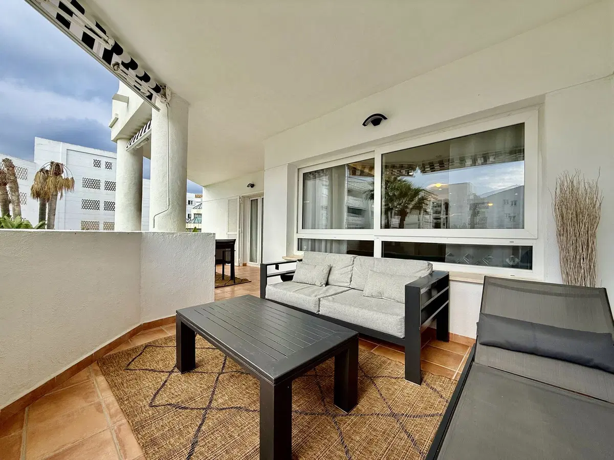 Middle Floor Apartment in Puerto Banús — photo 4 of 10