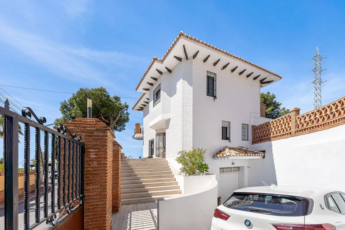 Detached Villa in Benalmadena