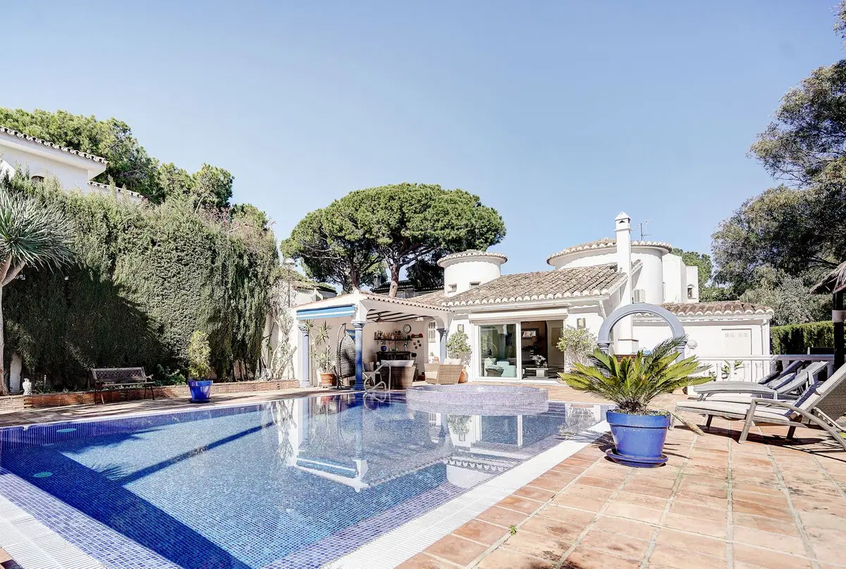 Detached Villa in Calahonda