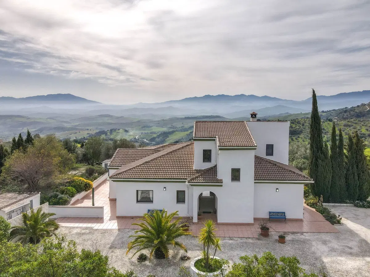 Detached Villa in Casarabonela