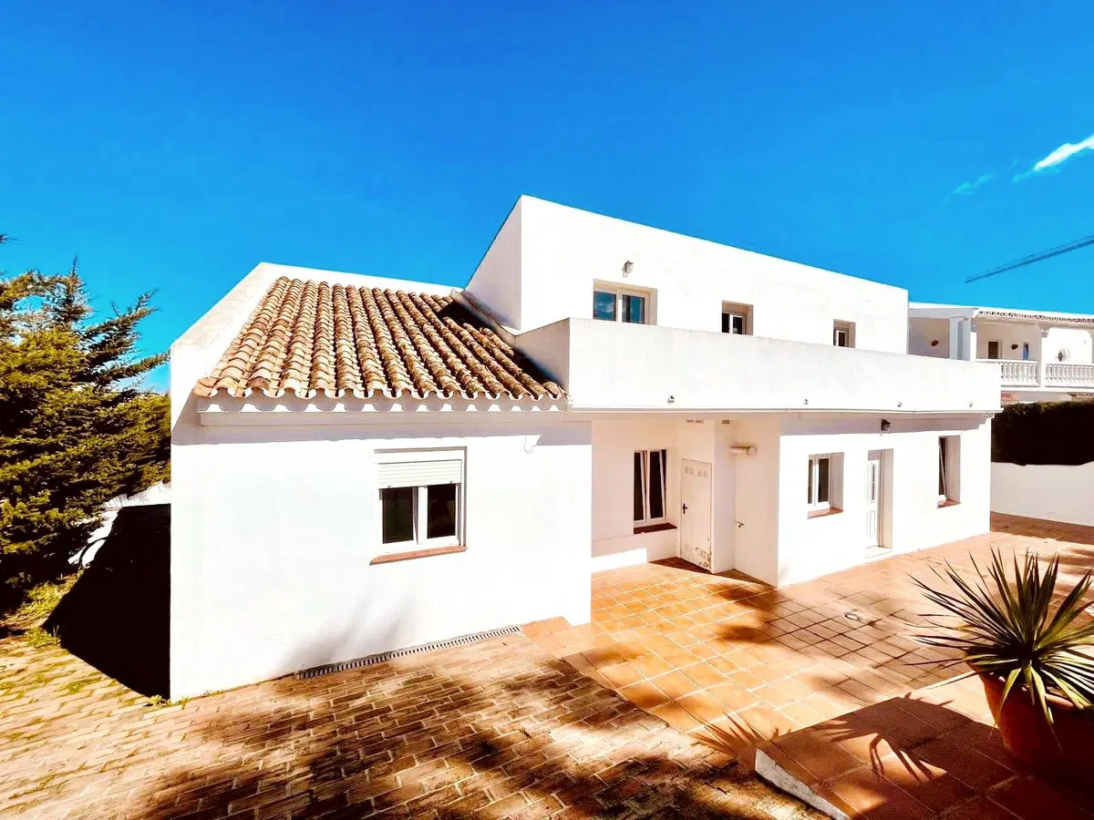 Detached Villa in La Duquesa