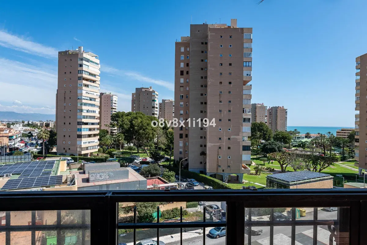 Middle Floor Apartment in Torremolinos