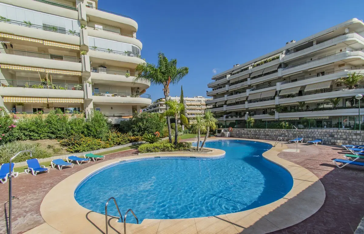 Middle Floor Apartment in Guadalmina Alta