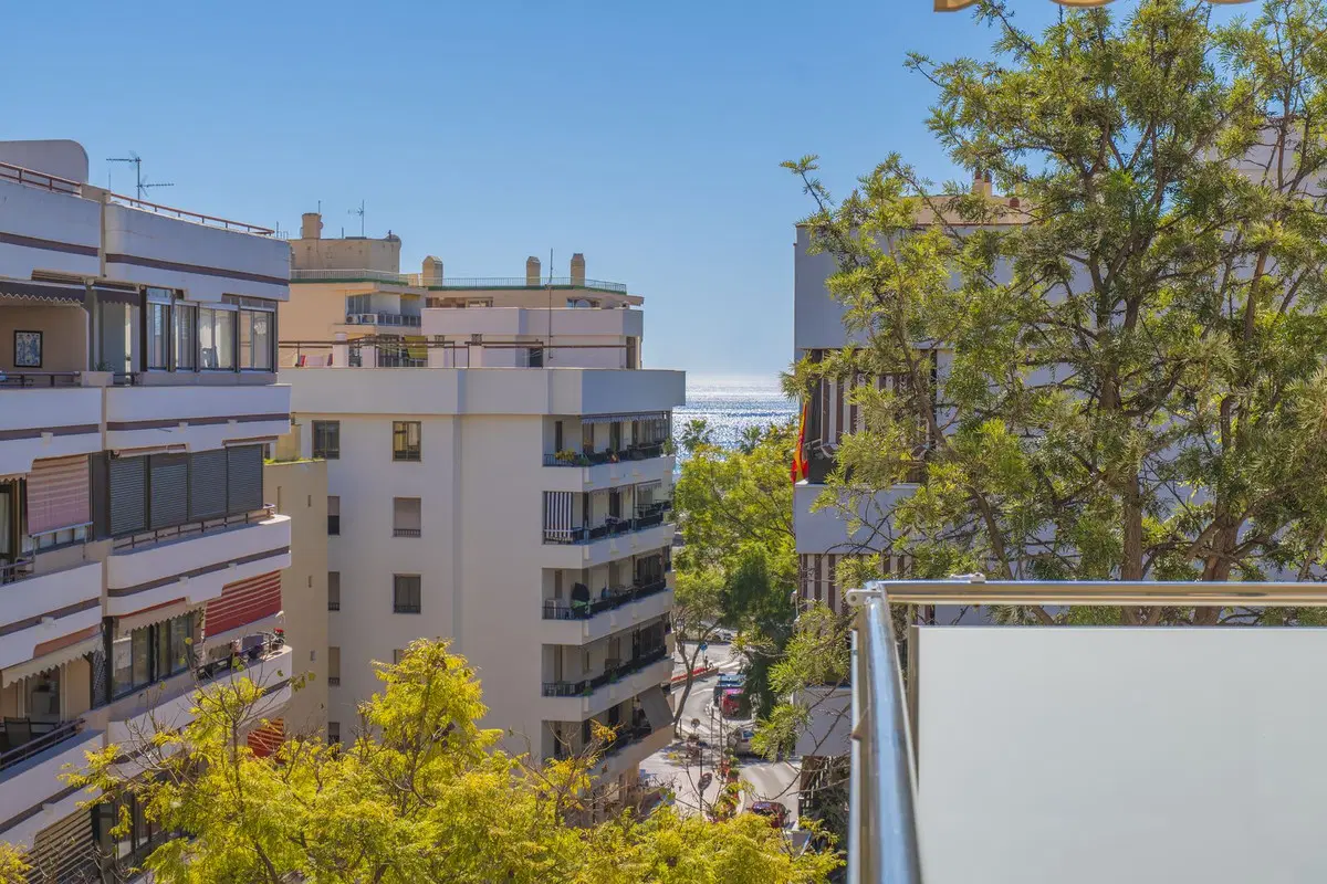 Middle Floor Apartment in Marbella