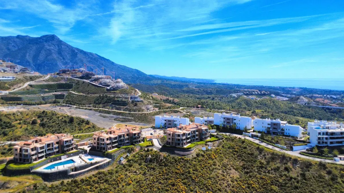 Middle Floor Apartment in Benahavís