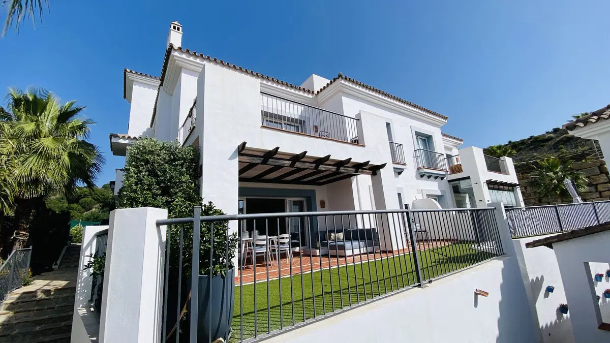 Ground Floor Apartment in El Paraiso