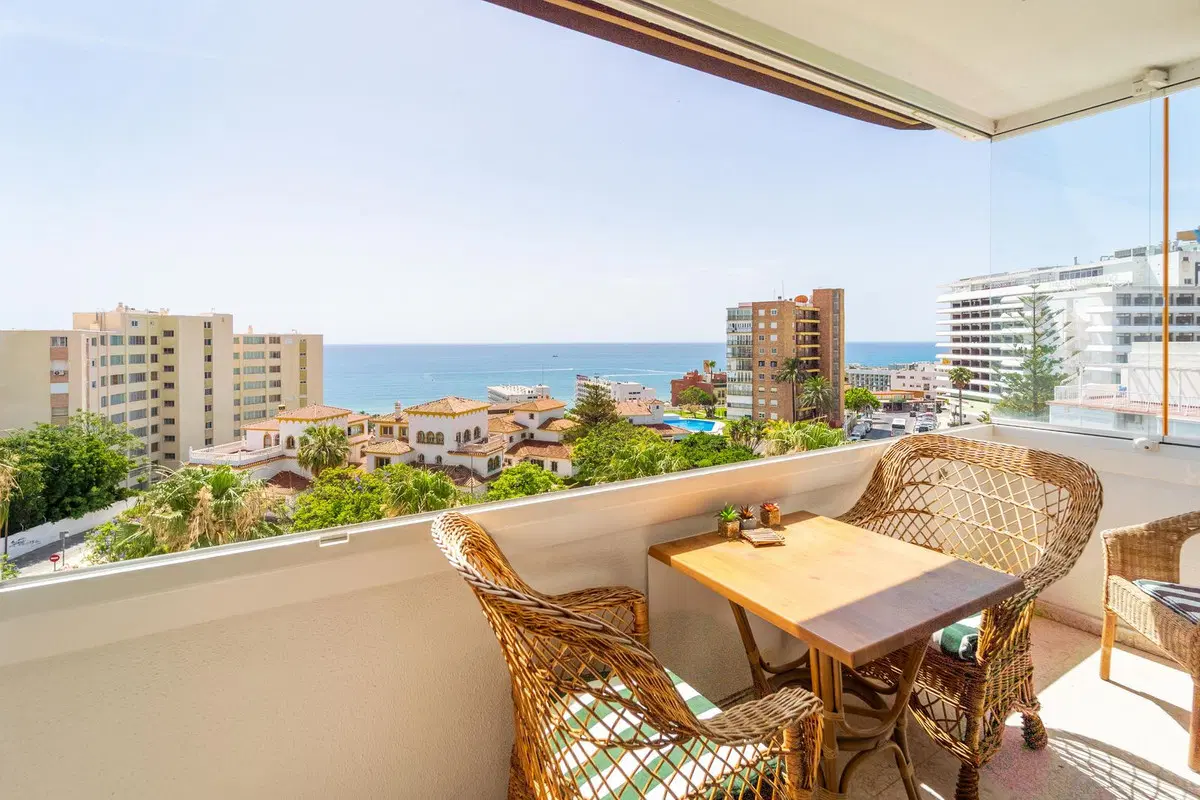 Top Floor Apartment in Torremolinos Centro