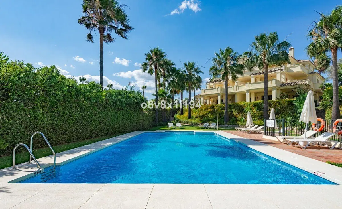 Middle Floor Apartment in Casares