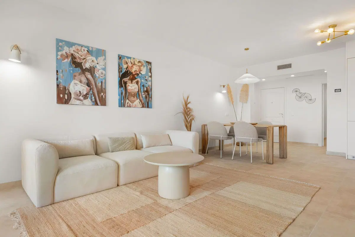 Middle Floor Apartment in Nueva Andalucía