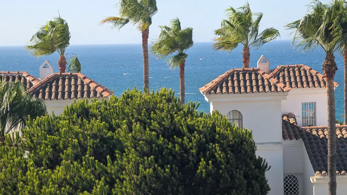Middle Floor Apartment in El Chaparral