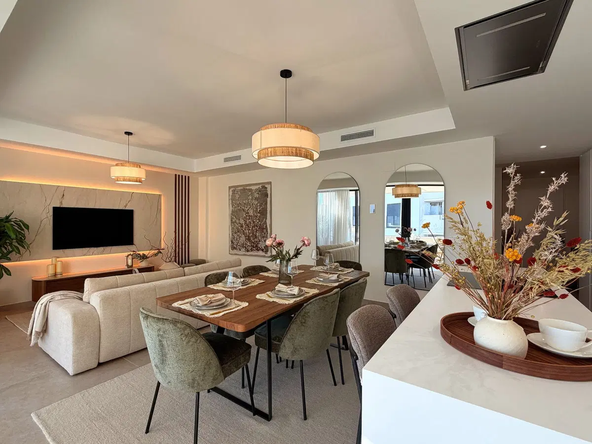 Middle Floor Apartment in Cancelada