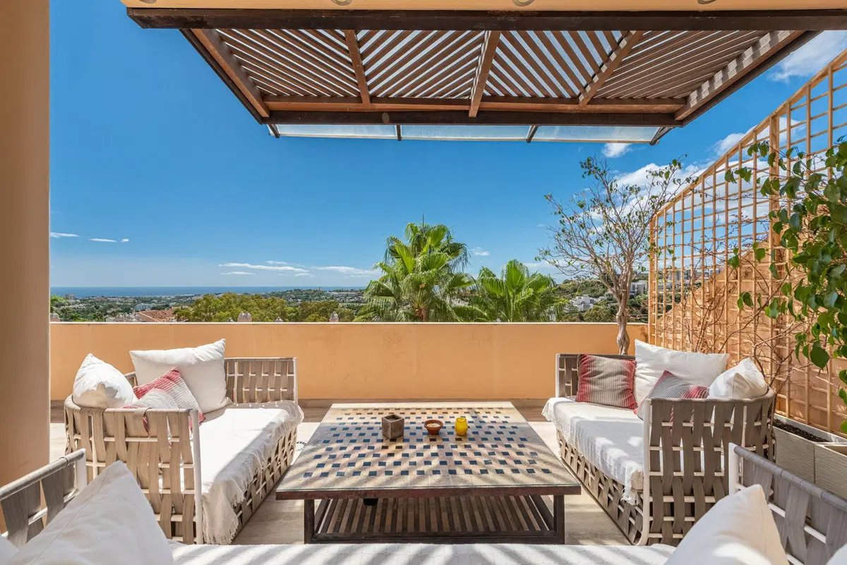 Penthouse Duplex in Nueva Andalucía
