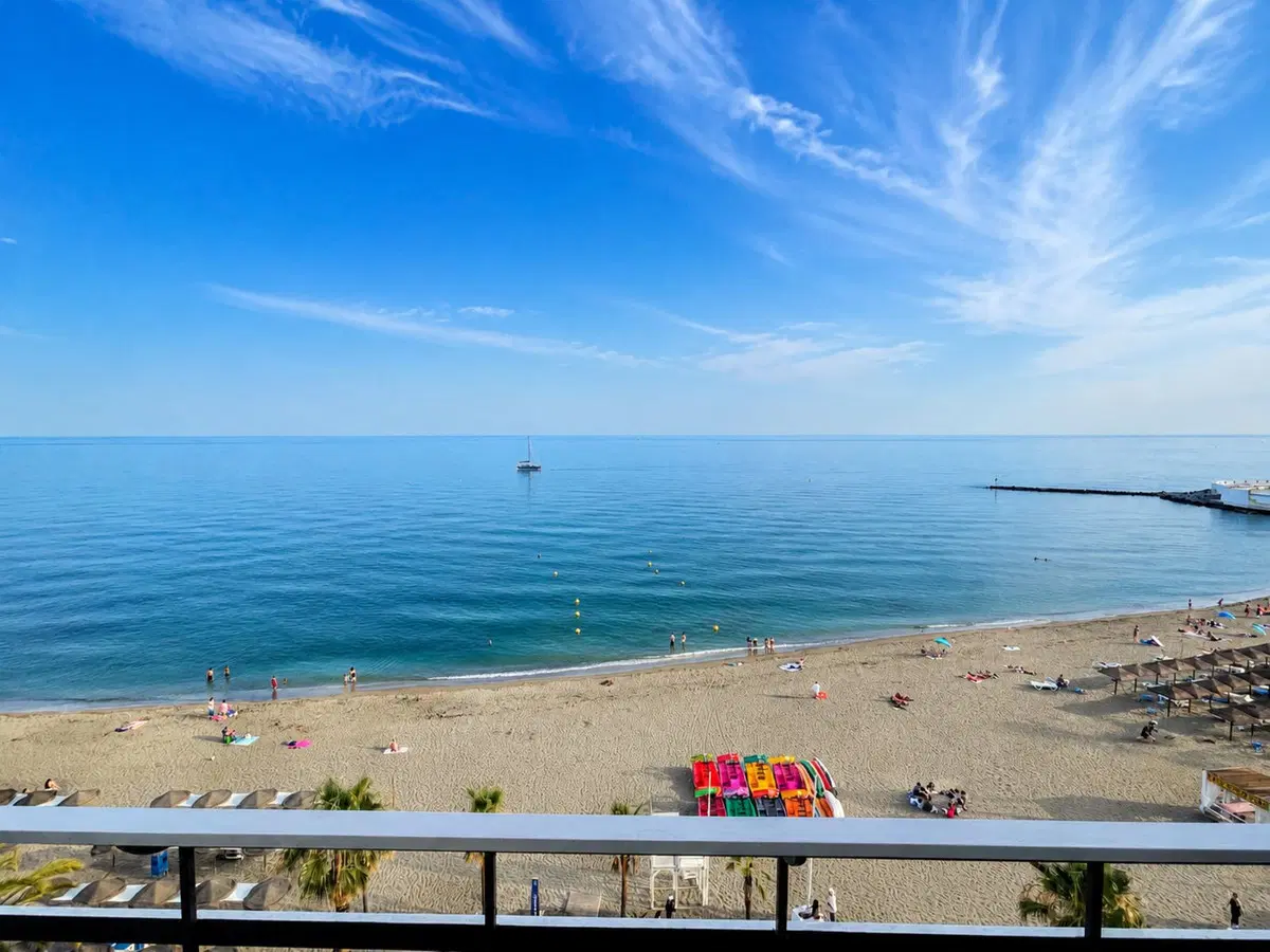 Middle Floor Apartment in Marbella