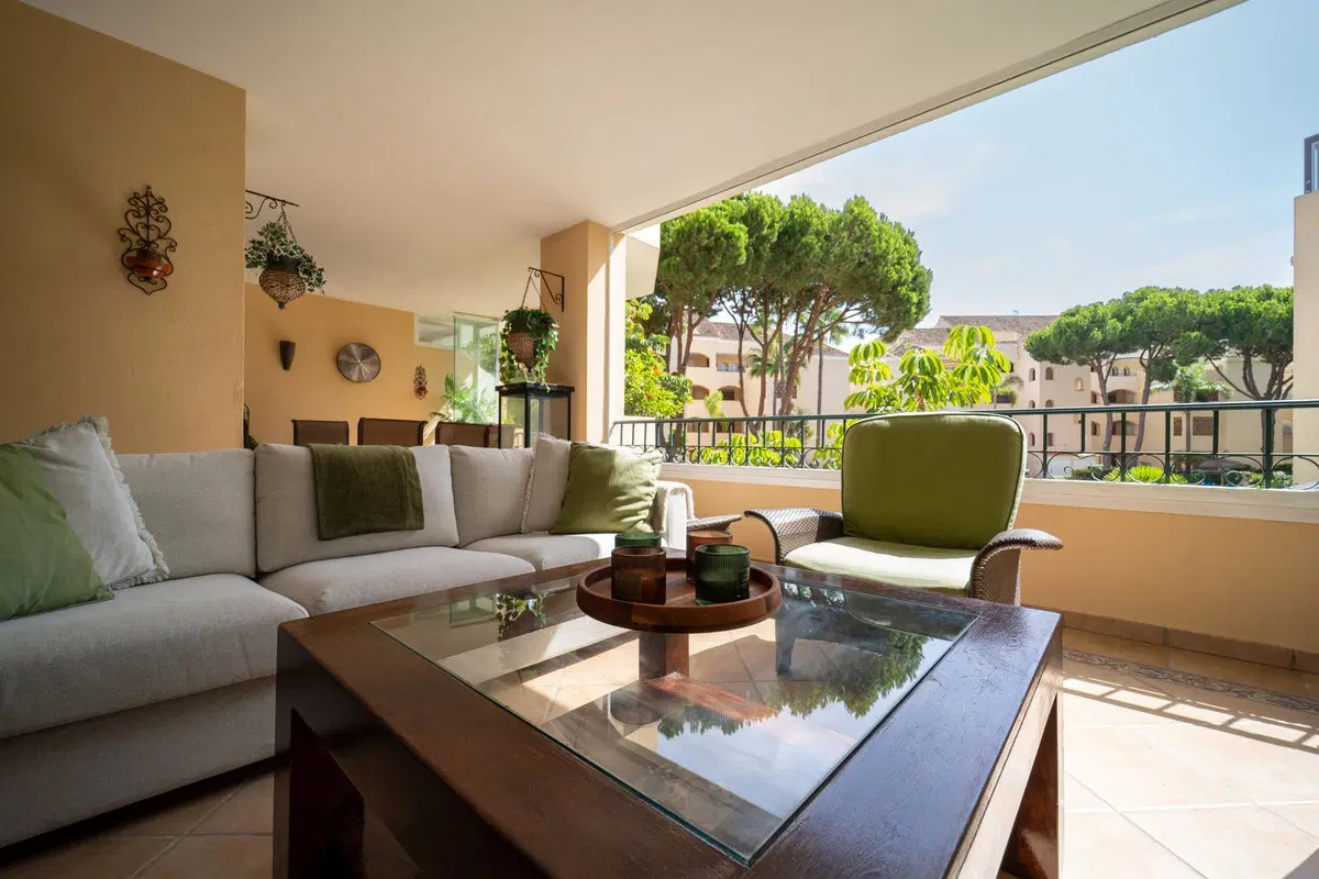 Middle Floor Apartment in Elviria