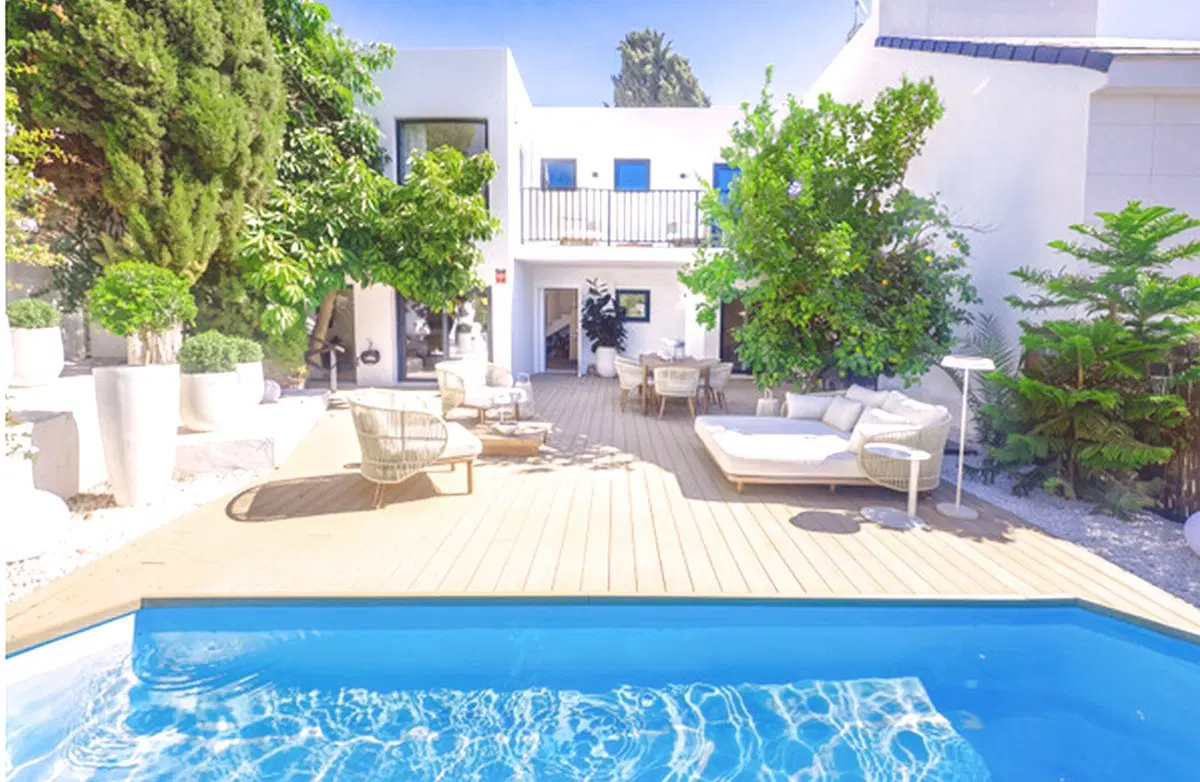 Semi-Detached House in Los Pacos