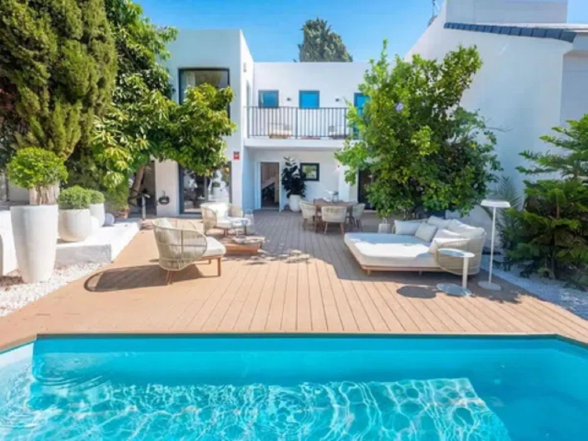 Semi-Detached House in Los Pacos