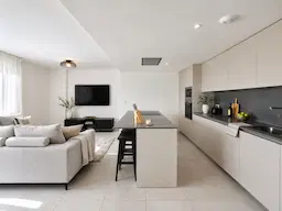 Middle Floor Apartment in Selwo — photo 3